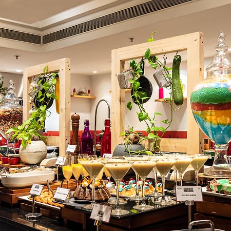 Mercure Hyderabad Kcp Banjara Hills, An Accor Hotel Luaran gambar A dessert buffet at a hotel in India