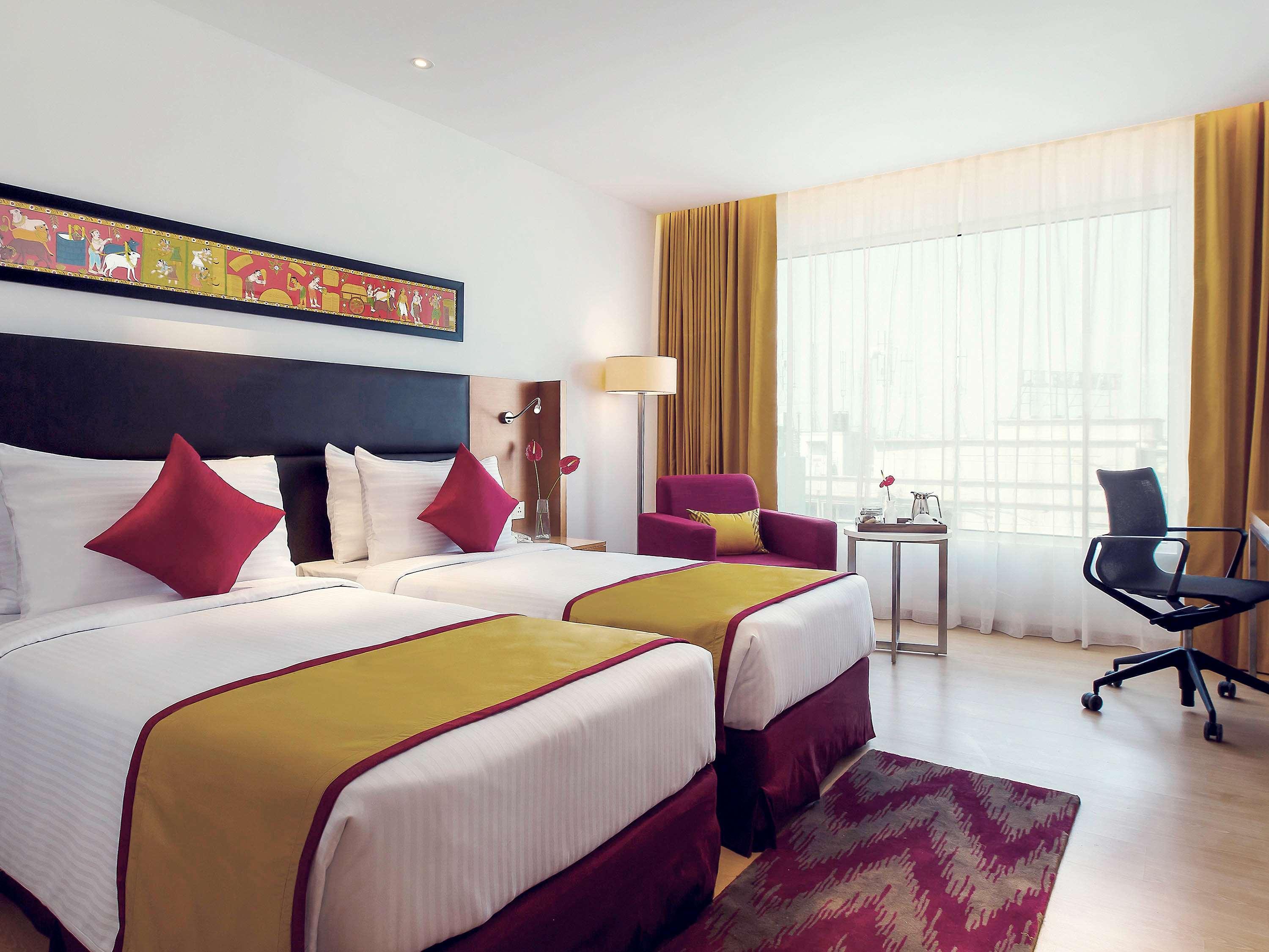 Mercure Hyderabad Kcp Banjara Hills, An Accor Hotel Luaran gambar A room at the hotel
